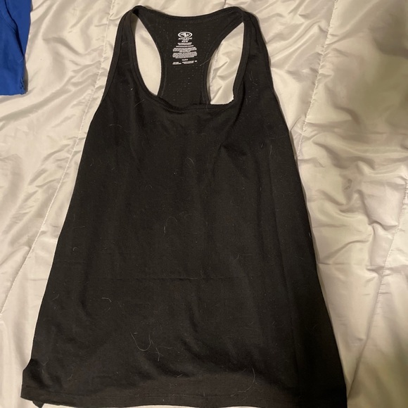 Active wear tank tops - Picture 8 of 8